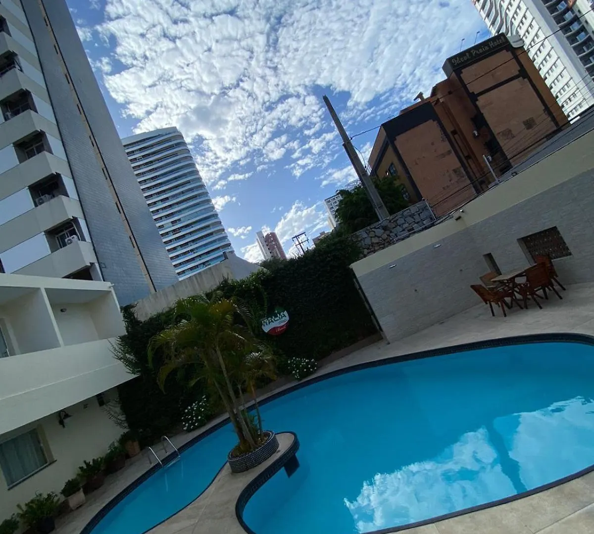 **  Hotel Italia Beach Fortaleza  Brésil